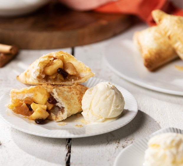 Apple and Sultana Pastry Puffs