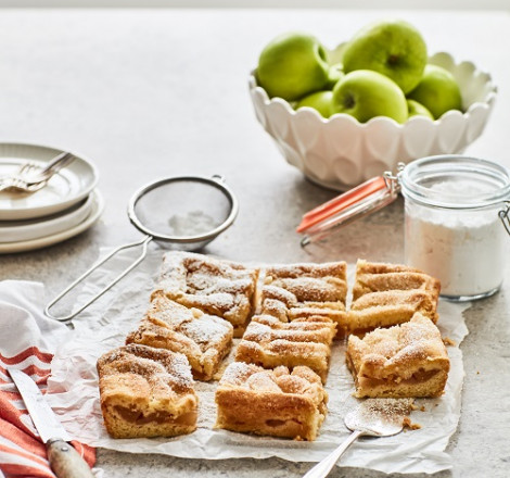 Apple Shortcake Squares