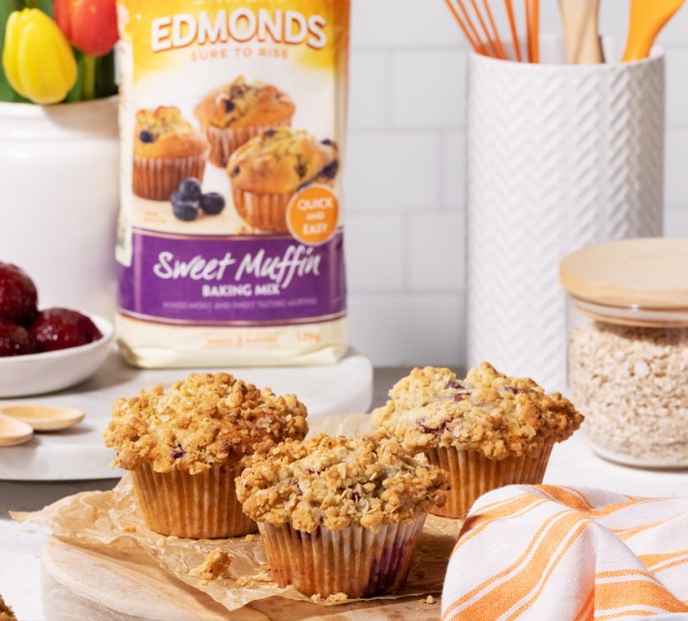 Plum Crumble Muffins